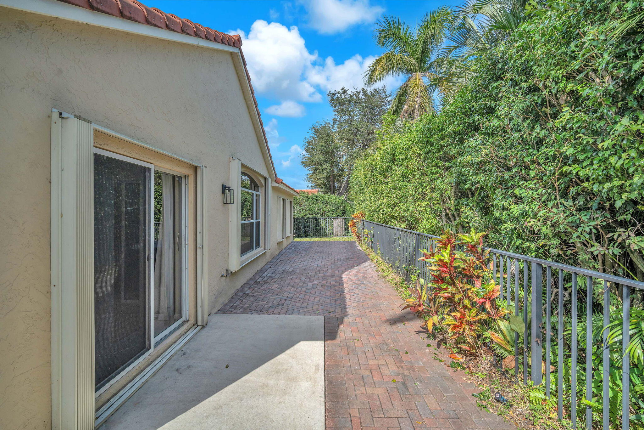 3005 Casa Rio Court Riviera Beach, FL 33418 - Photo 46 of 52 27-web-or-mls-DSC05614