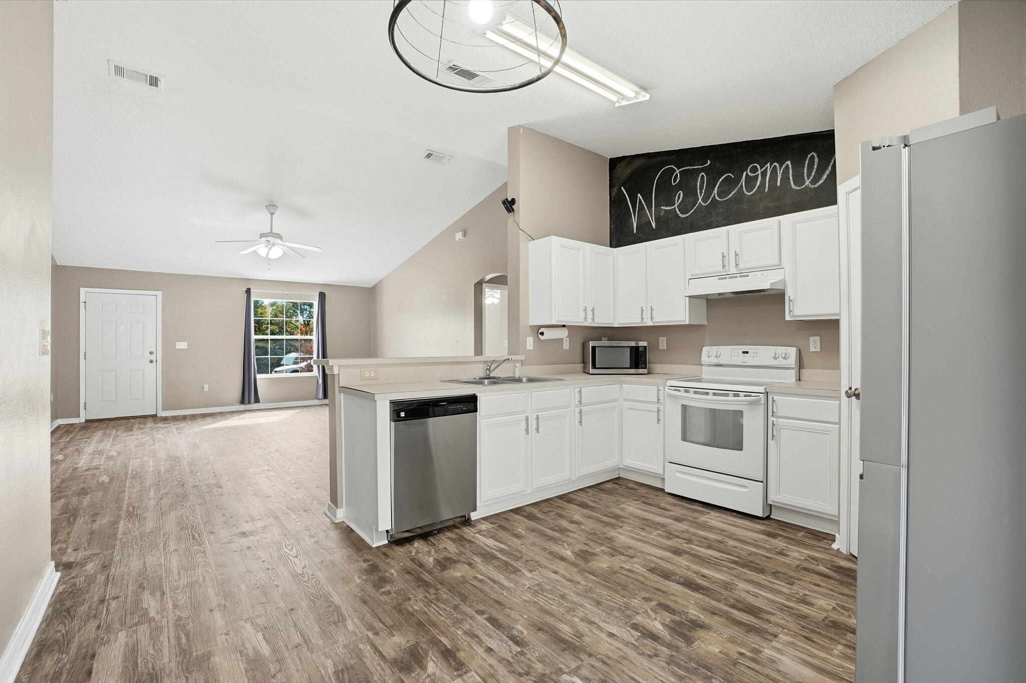 209 Cabana Way Crestview, FL 32536 - Photo 14 of 45 KITCHEN