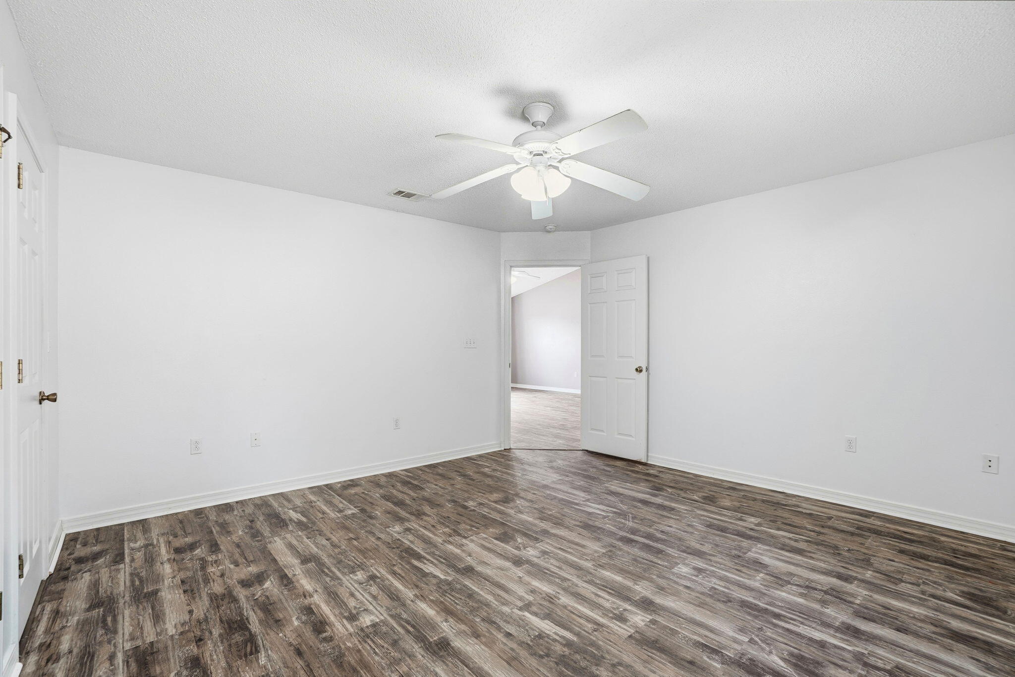 209 Cabana Way Crestview, FL 32536 - Photo 21 of 45 PRIMARY BR