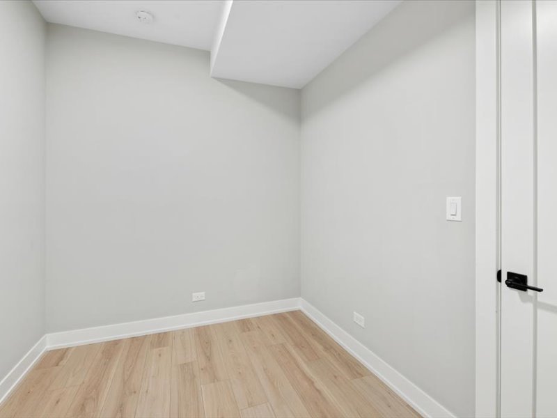2818 West Fletcher Street, Unit 1 Chicago, IL 60618 - Photo 13 of 18 a view of an empty room
