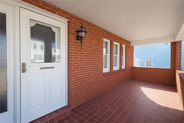 $200,000 | 404 Indiana Avenue, Avonmore, PA 15618