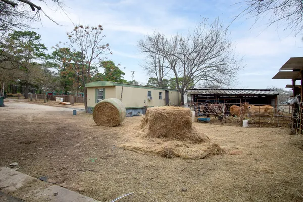 $260,000 | 133 Horseshoe Drive, Bastrop, TX 78602