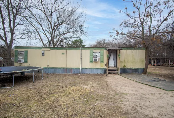 $260,000 | 133 Horseshoe Drive, Bastrop, TX 78602