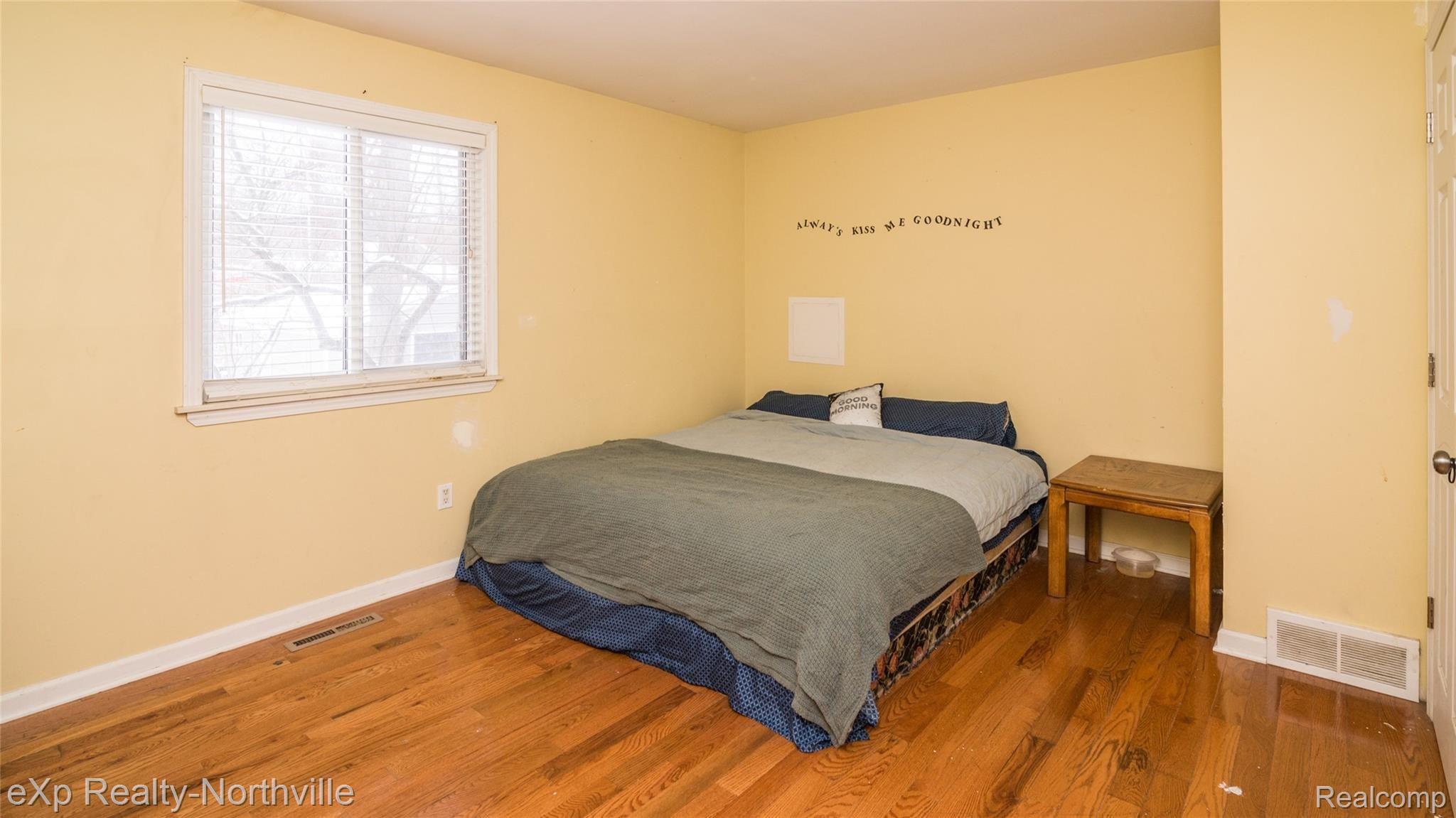704 West Baker Road Highland, MI 48357 - Photo 22 of 40 025_12.jpg
