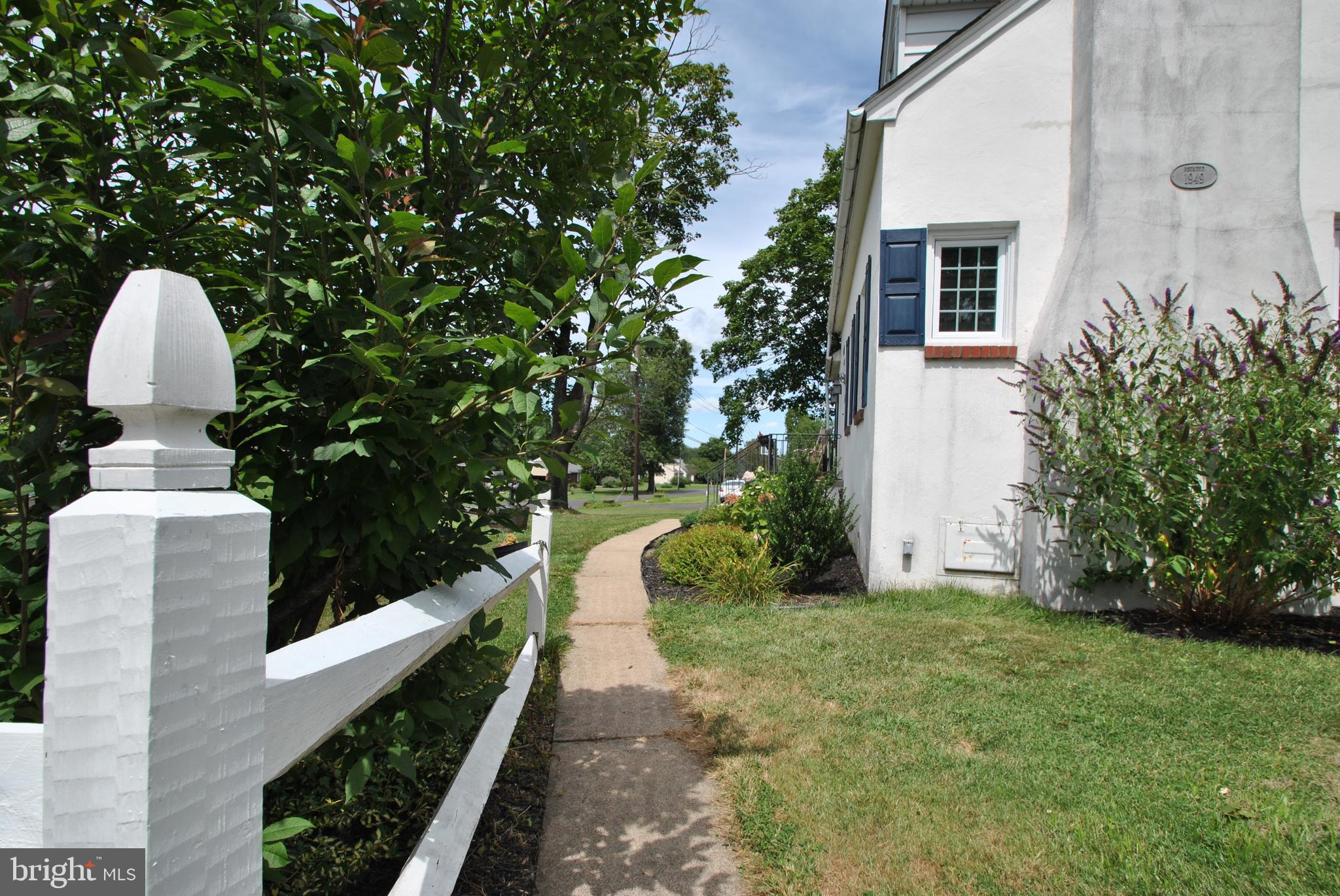633 Portzer Road Quakertown, PA 18951 - Photo 4 of 30 Gallery Image 4