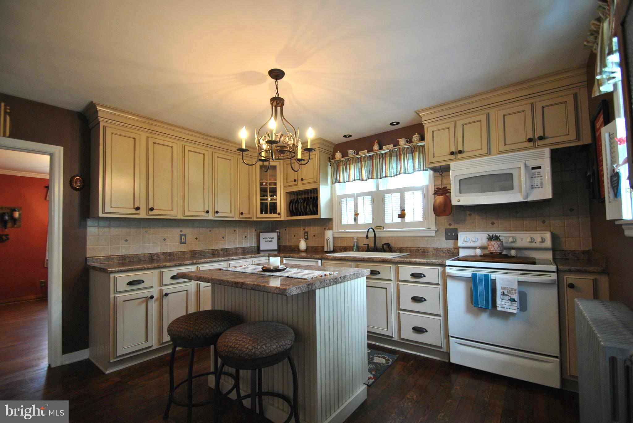 633 Portzer Road Quakertown, PA 18951 - Photo 9 of 30 Gallery Image 9