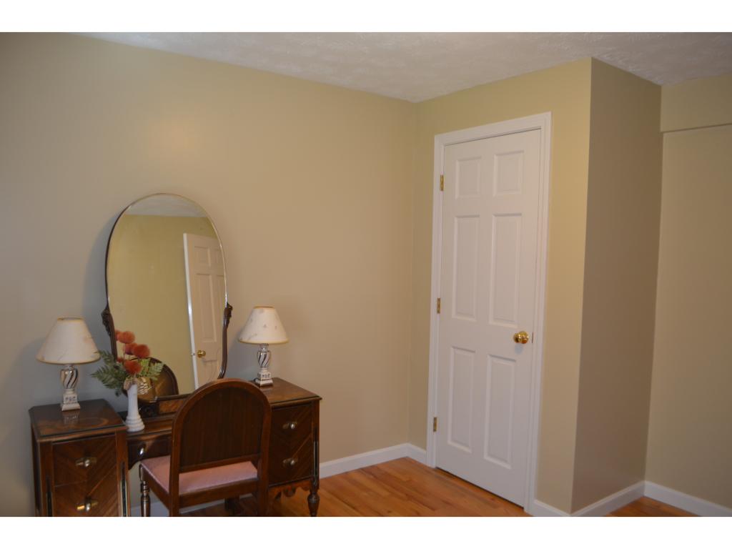 414 Davison Road Henniker, NH 03242 - Photo 17 of 36 Gallery Image 17