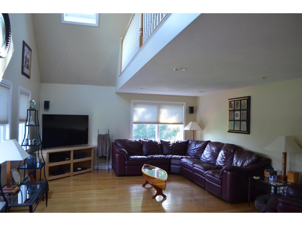 414 Davison Road Henniker, NH 03242 - Photo 9 of 36 Gallery Image 9