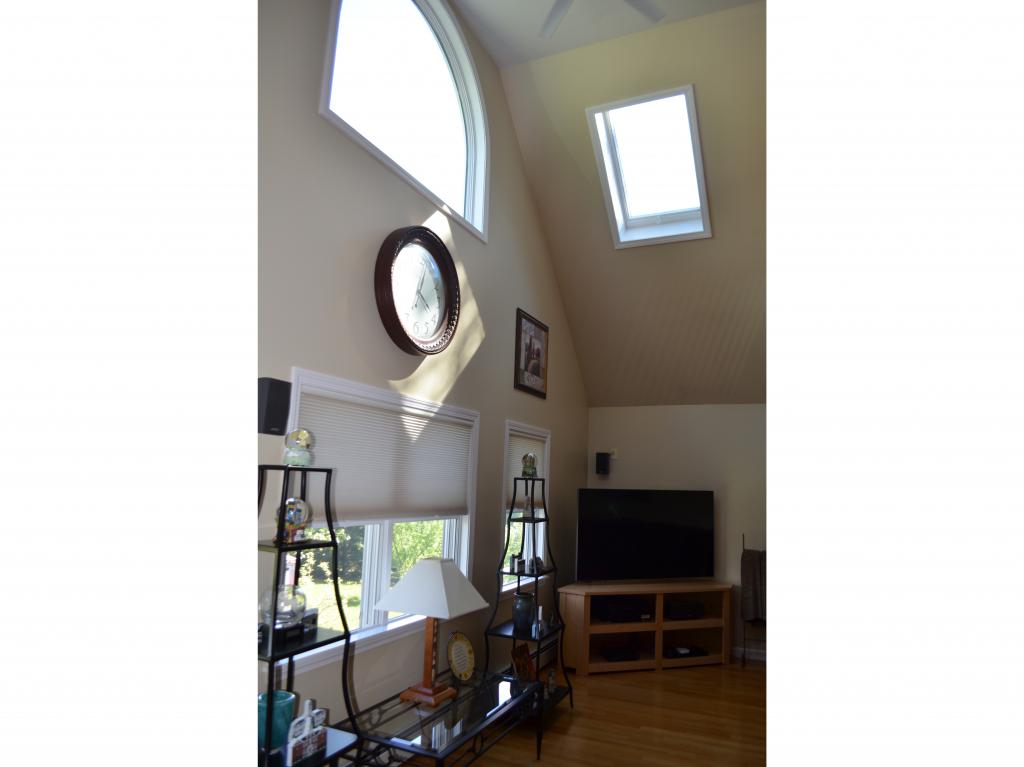 414 Davison Road Henniker, NH 03242 - Photo 10 of 36 Gallery Image 10