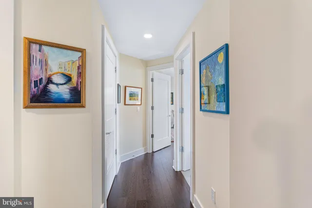 $1,375,000 | 4960 Fairmont Avenue, Unit 807, Bethesda, MD 20814