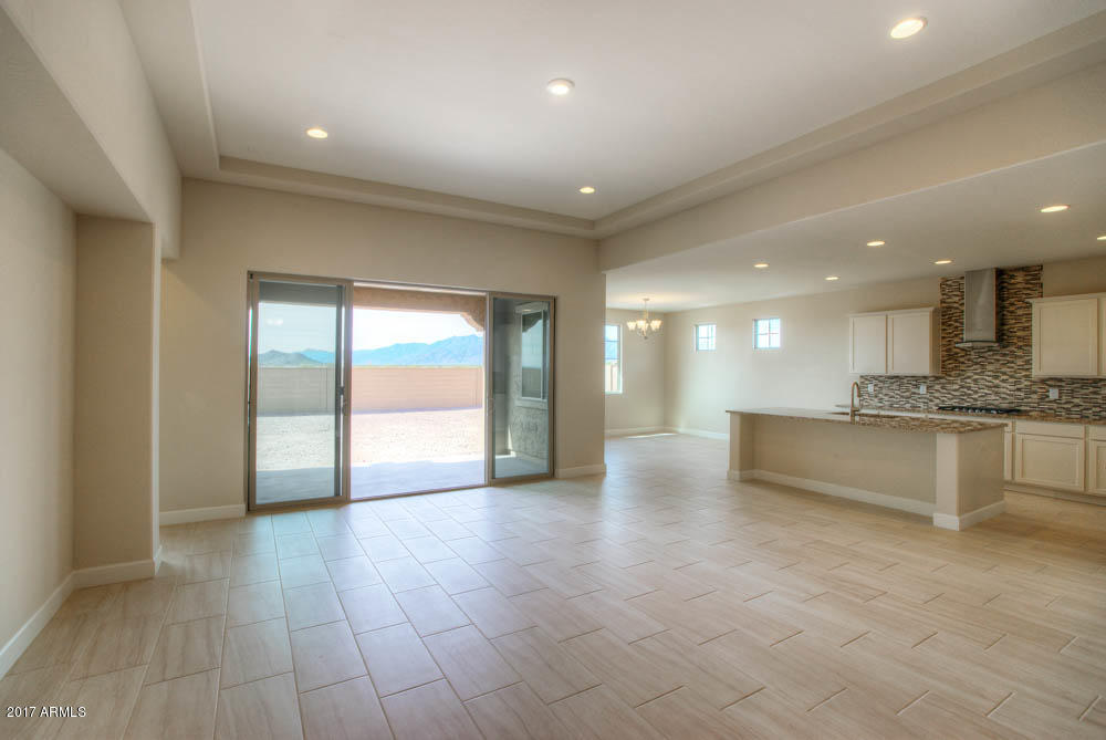 LGI_Homes_EMR_Havasu-R (2 of 7)
