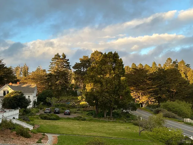 $1,875,000 | 44920 Little Lake Road, Mendocino, CA 95460