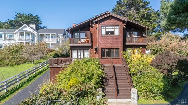 $1,875,000 | 44920 Little Lake Road, Mendocino, CA 95460