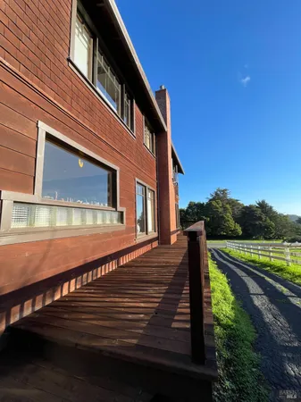 $1,850,000 | 44920 Little Lake Road, Mendocino, CA 95460