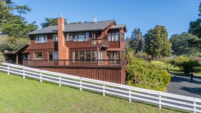 $1,875,000 | 44920 Little Lake Road, Mendocino, CA 95460
