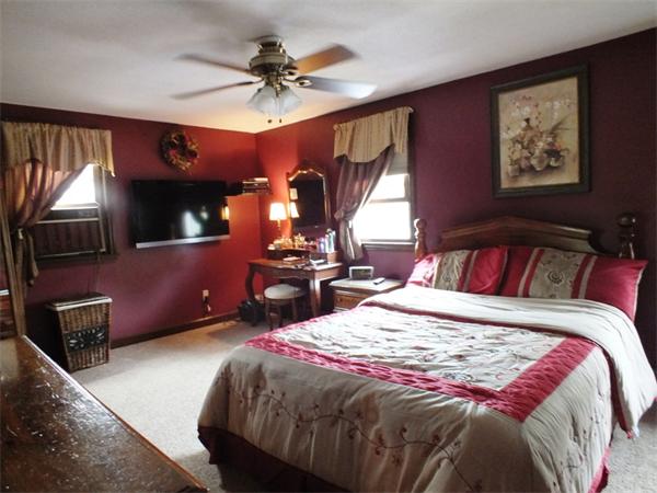 26 Linden Road Peabody, MA 01960 - Photo 6 of 15 Gallery Image 6
