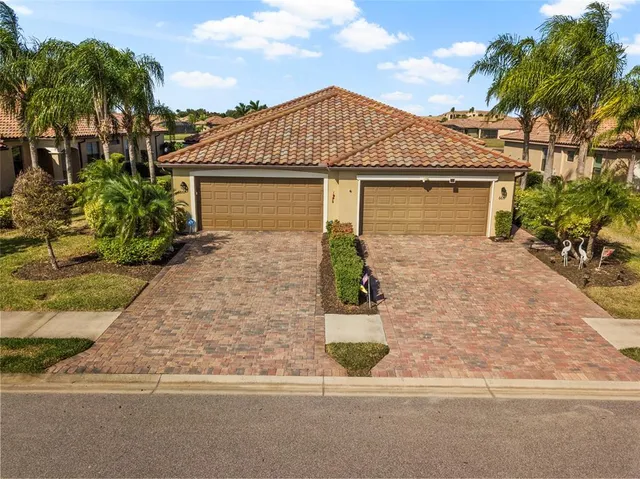 $375,000 | 6607 Candlestick Drive, Bradenton, FL 34212