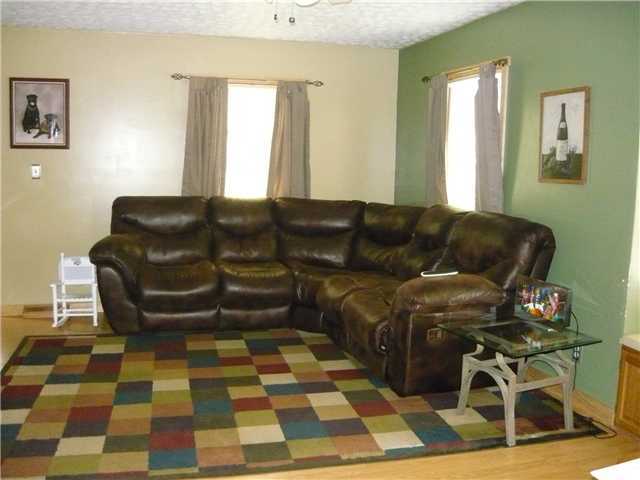 12866 Marne Road Newark, OH 43055 - Photo 3 of 15 Gallery Image 3