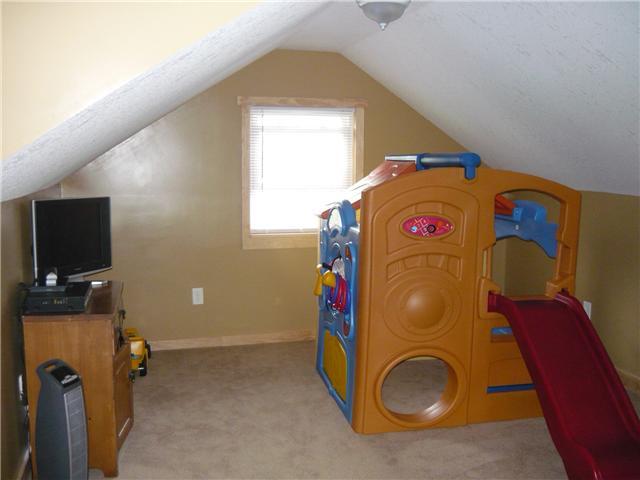 12866 Marne Road Newark, OH 43055 - Photo 10 of 15 Gallery Image 10