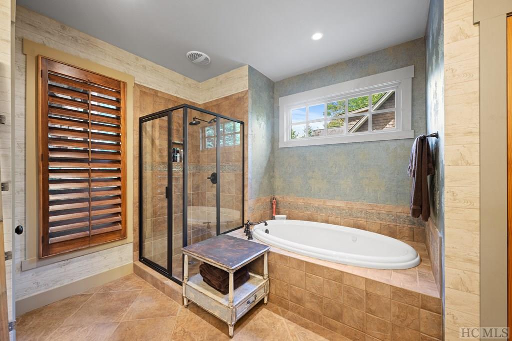 392 Rendezvous Ridge Cashiers, NC 28717 - Photo 36 of 75 Gallery Image 36