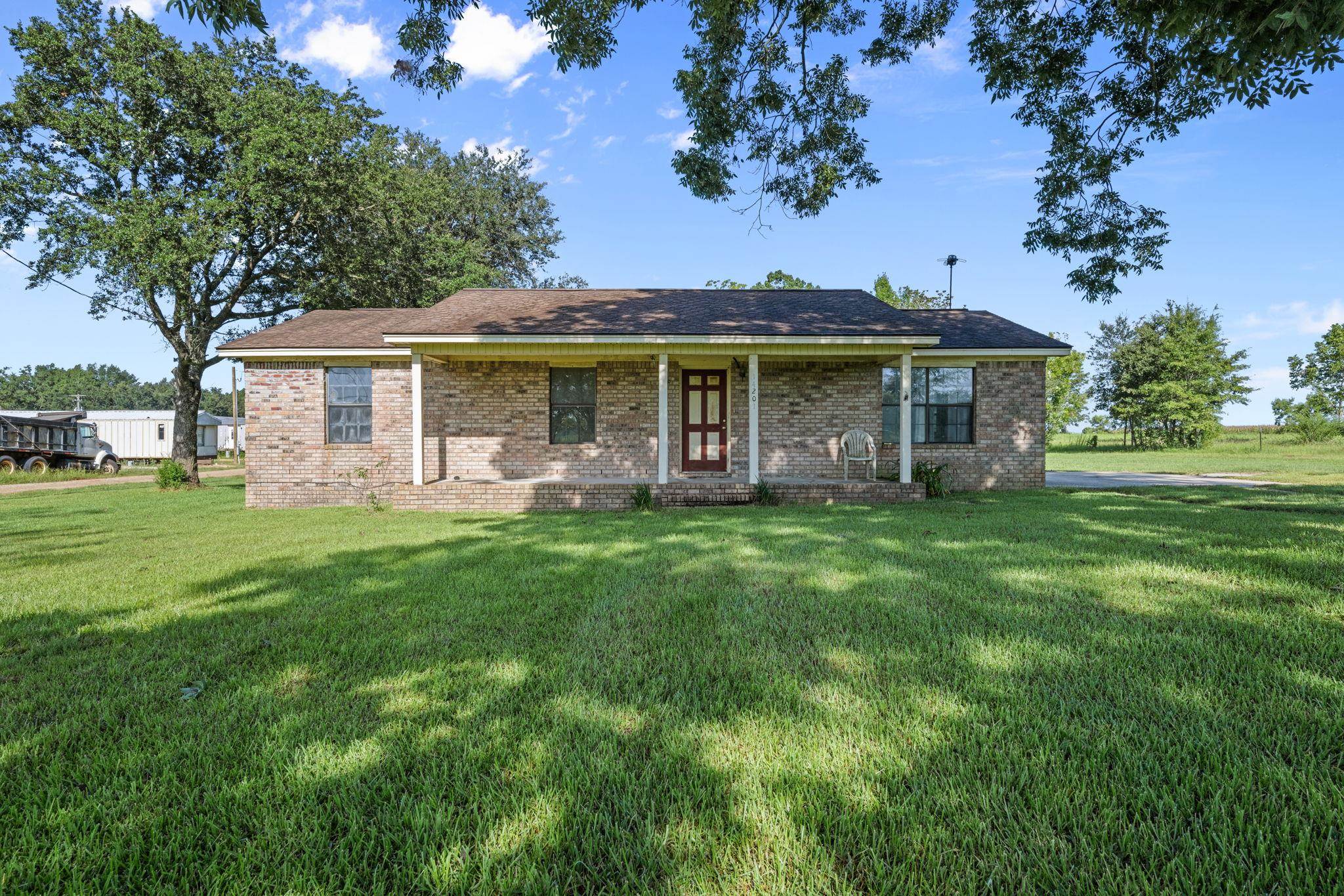 14201 County Road 83 Elberta, AL 36530 - Photo 2 of 24