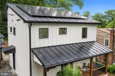 $1,295,000 | 906 Wade Avenue, Rockville, MD 20851