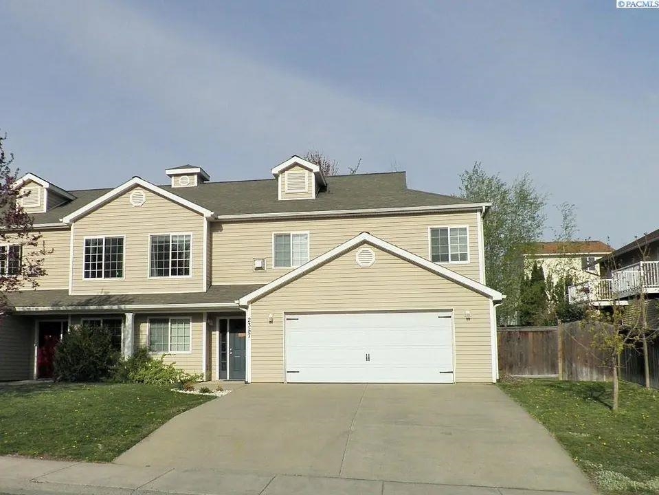 2357 Northwest Ridgeline Drive Pullman, WA 99163 - Photo 1 of 18