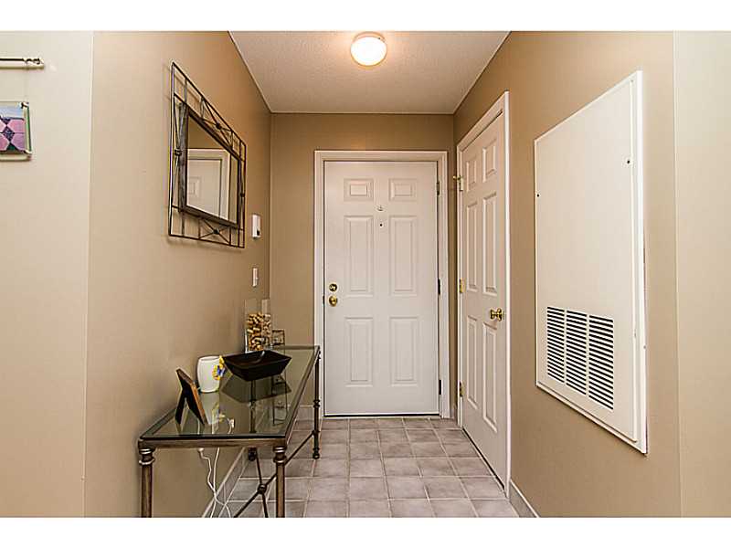 110 Mill Street, Unit 302 Woonsocket, RI 02895 - Photo 16 of 17 Entry.