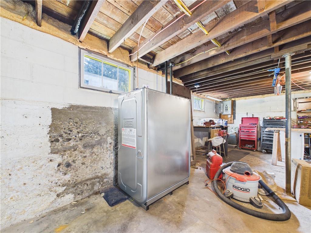 11 Hall Avenue Warren, RI 02885 - Photo 19 of 24 new oil tank