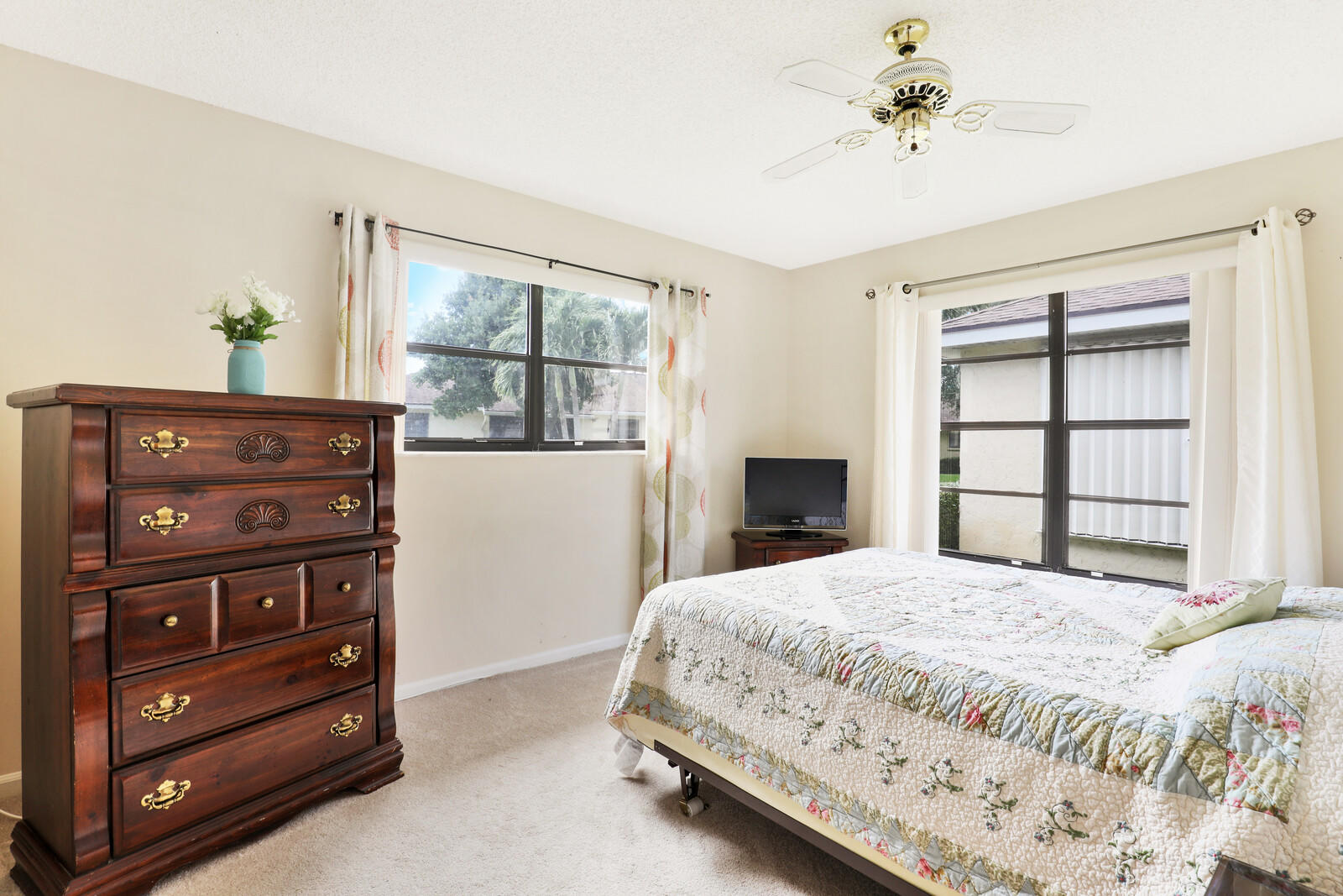 9825 Walnut Tree Way, Unit B Boynton Beach, FL 33436 - Photo 15 of 21 14_Image_14_mls