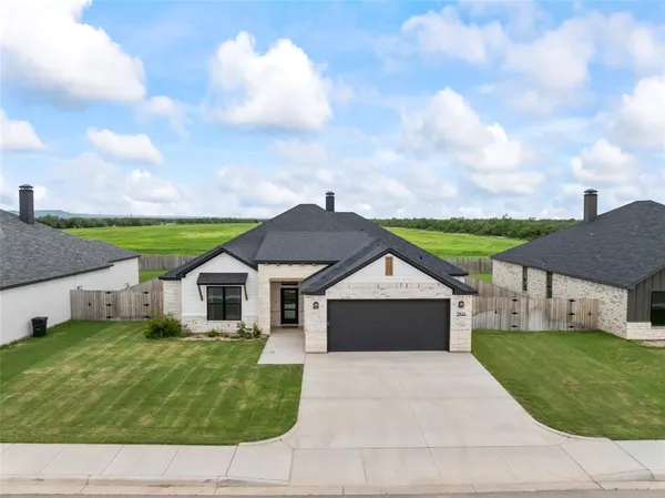 $460,000 | 7826 Randy Avenue, Abilene, TX 79606