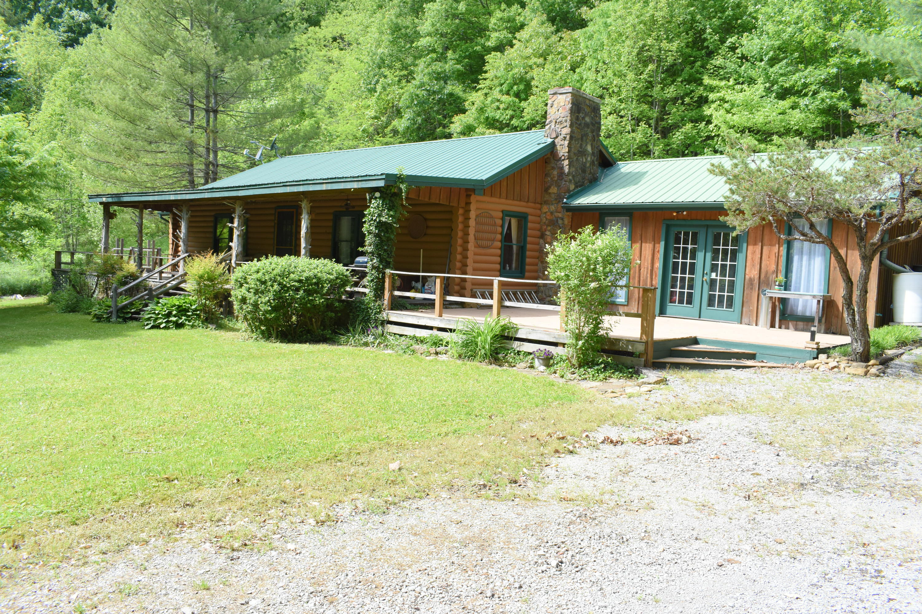 157 Deer Ridge Drive Ewing, VA 24248 - Photo 3 of 23 DSC_0340