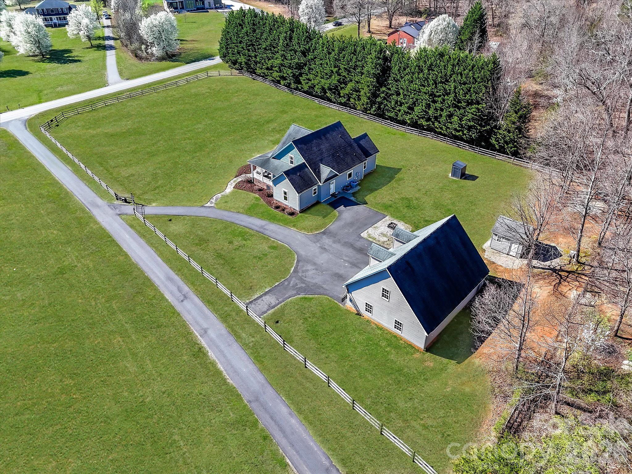 4566 Little Mountain Road Catawba, NC 28609 - Photo 5 of 48