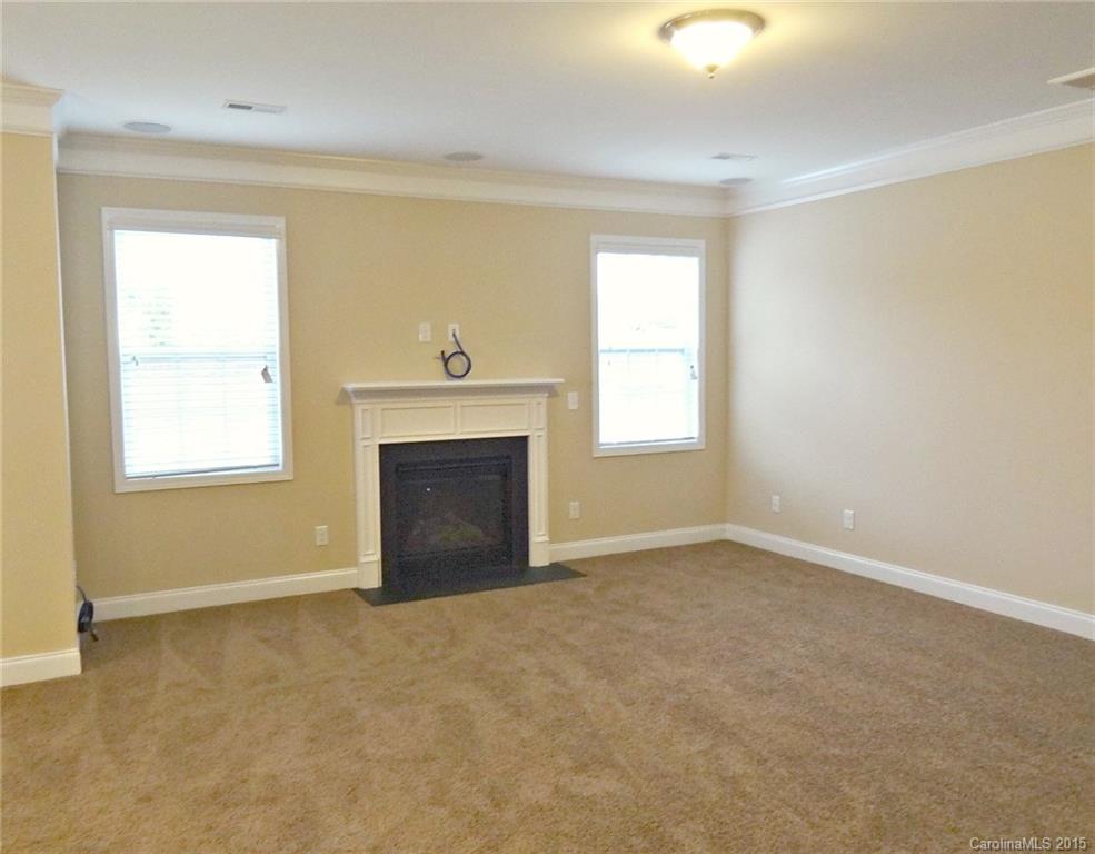 9234 Inverness Bay Road Charlotte, NC 28278 - Photo 13 of 24 Gallery Image 13