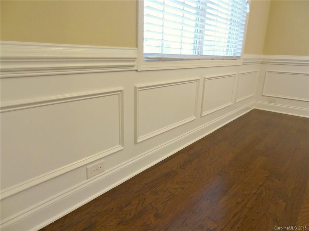 9234 Inverness Bay Road Charlotte, NC 28278 - Photo 3 of 24 Gallery Image 3