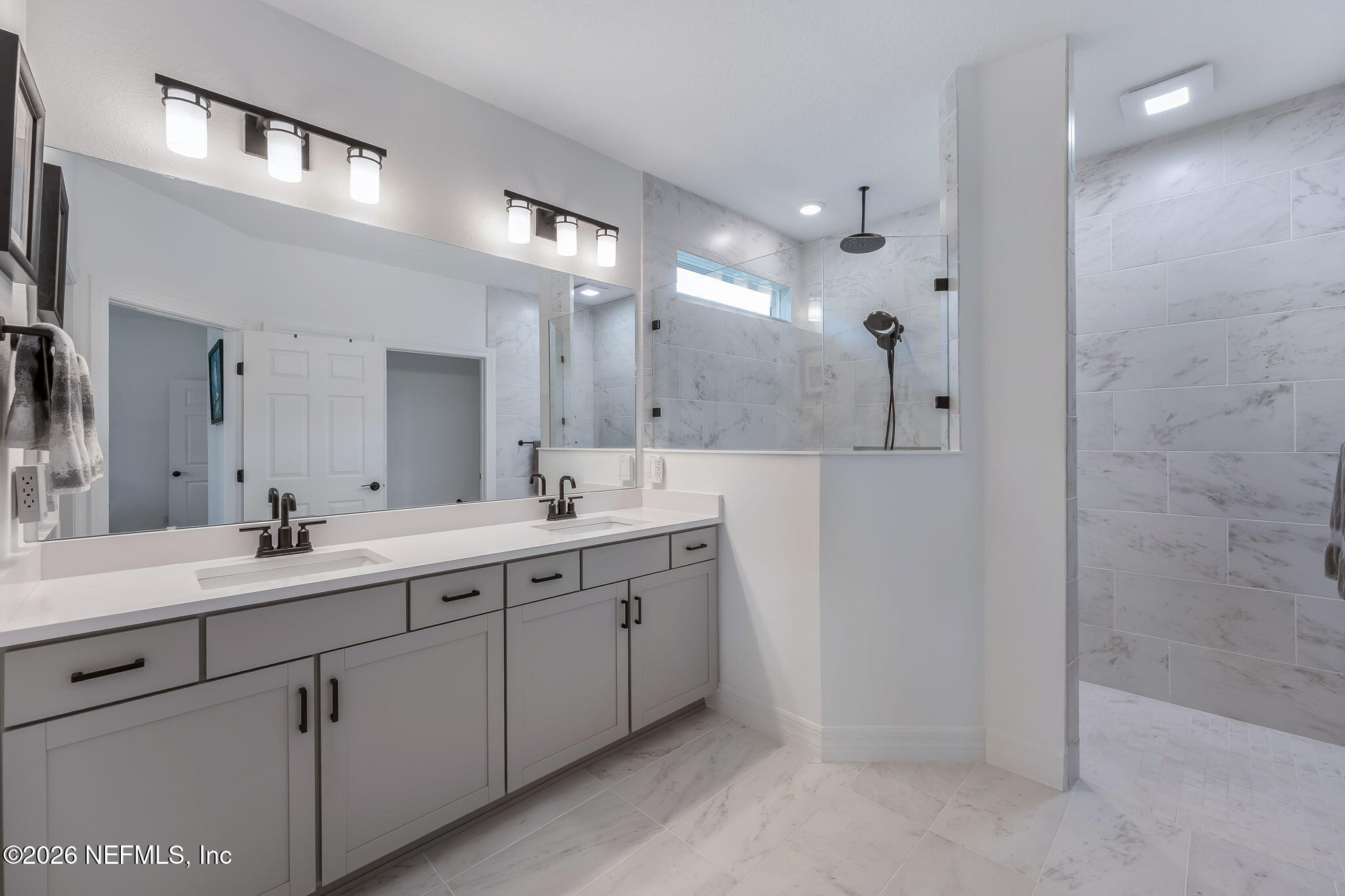 212 Ethereal Square Yulee, FL 32097 - Photo 26 of 82 26-web-or-mls-Primary Bathroom