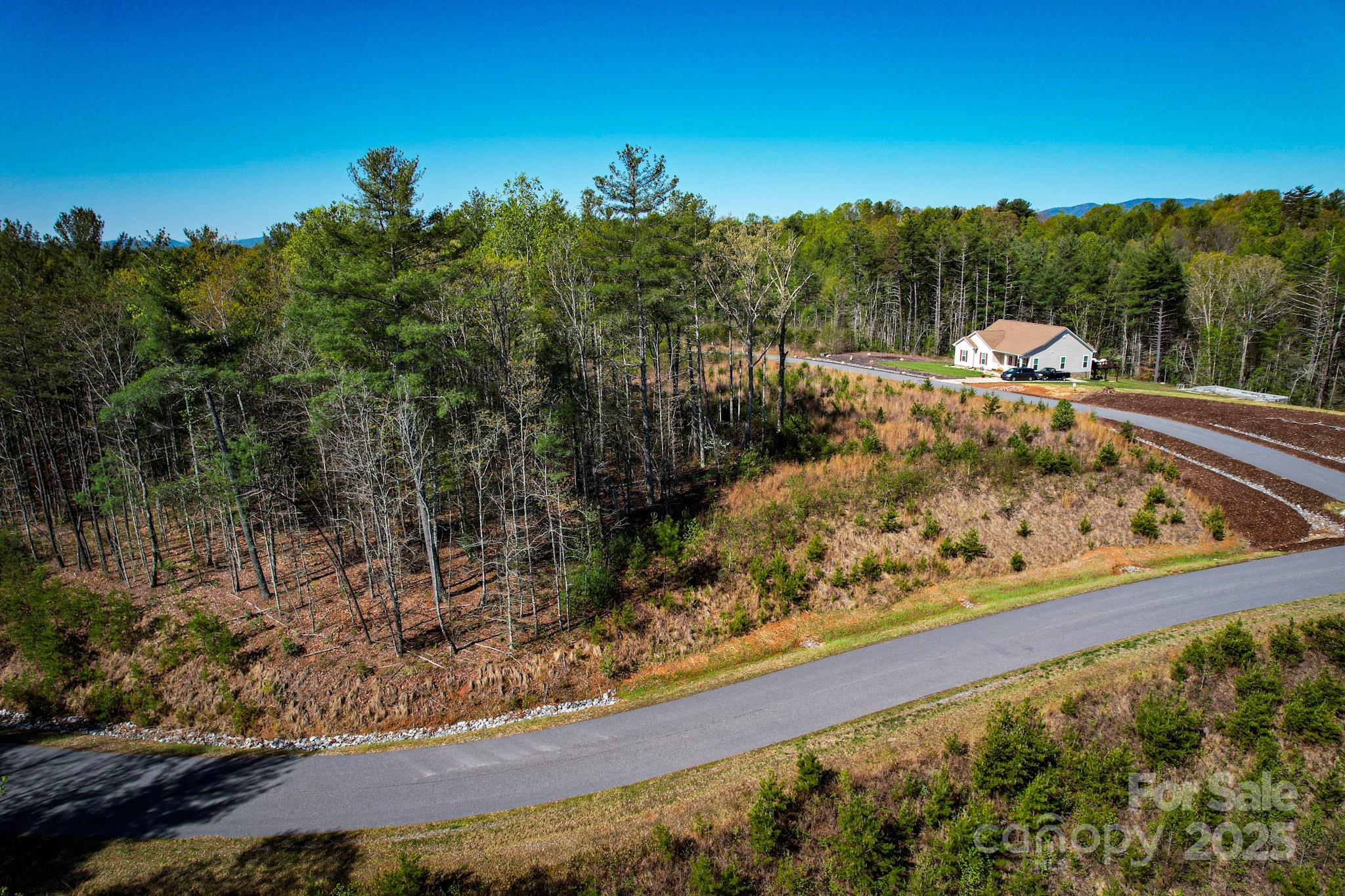 2033 Starlight Lane, Unit 111 Morganton, NC 28655 - Photo 11 of 16