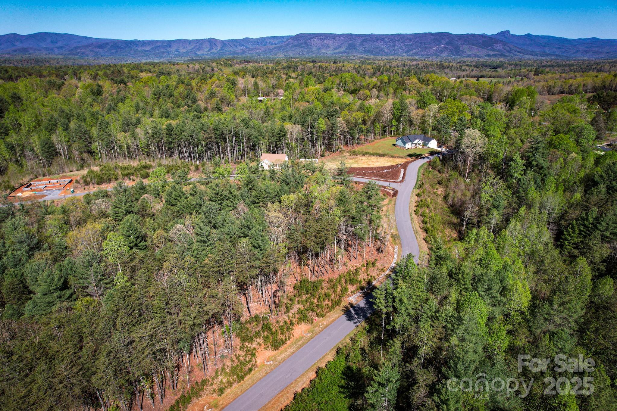 2033 Starlight Lane, Unit 111 Morganton, NC 28655 - Photo 5 of 16