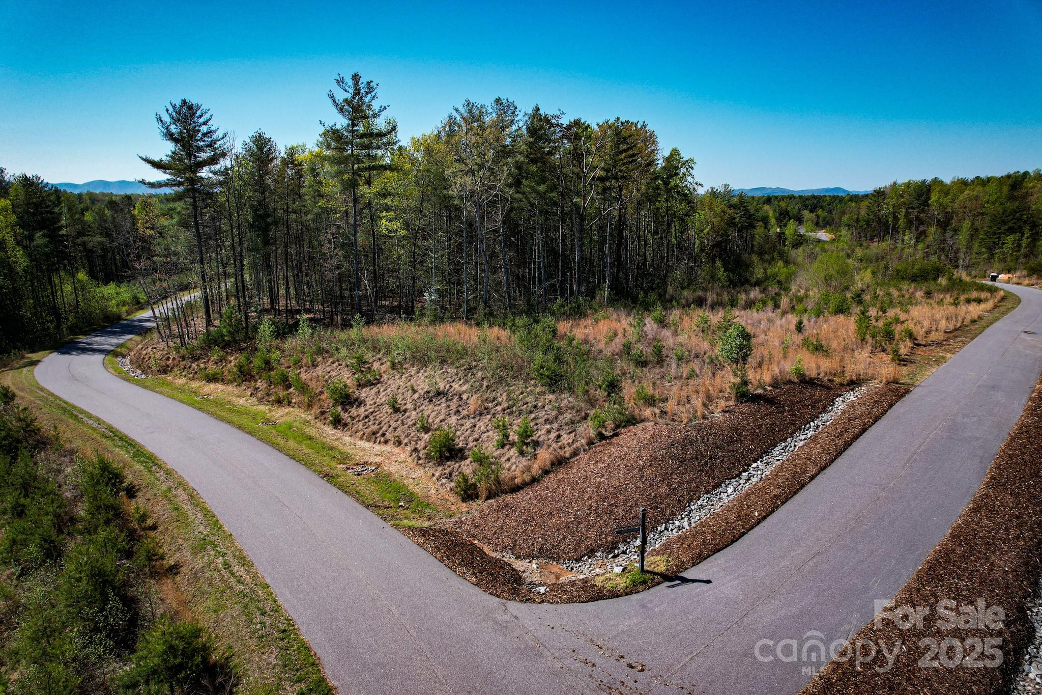 2033 Starlight Lane, Unit 111 Morganton, NC 28655 - Photo 9 of 16