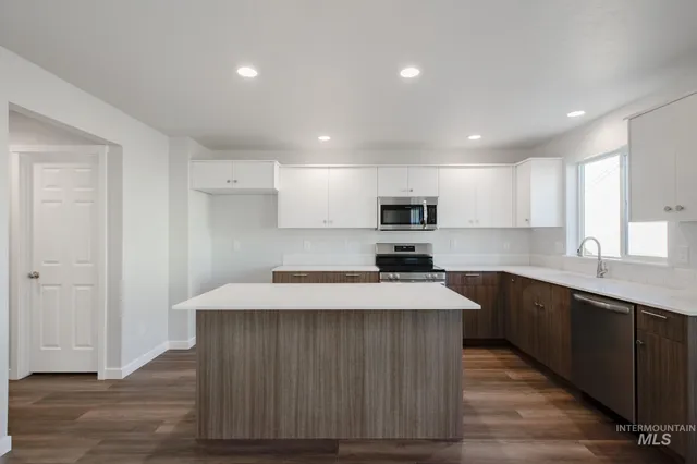 $444,990 | 756 Strike Eagle Street, Mountain Home, ID 83647