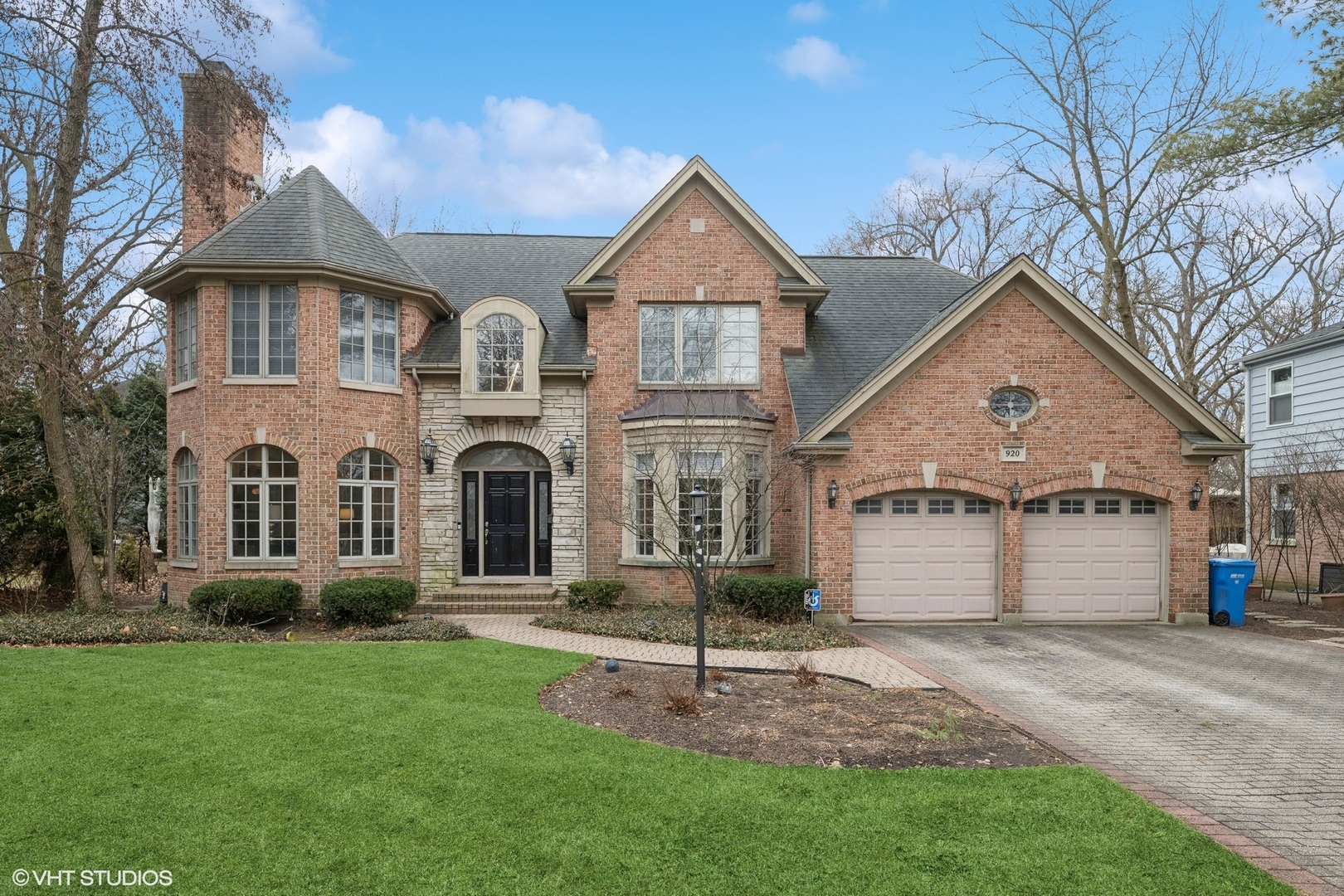 920 Bob-O-Link Road Highland Park, IL 60035 - Photo 1 of 46
