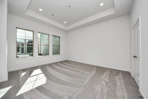 $299,900 | 409 Legacy Point Drive, Unit B, Sealy, TX 77474