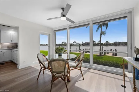 $999,000 | 3400 Gulf Shore Boulevard North, Unit K2, Naples, FL 34103