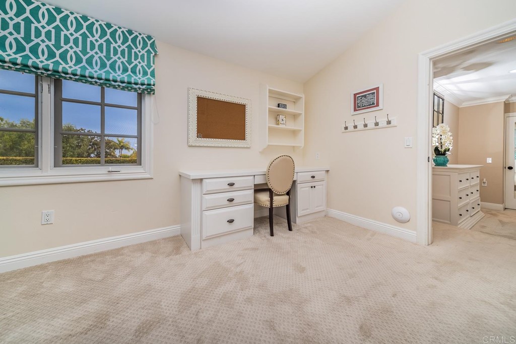 7695 Hillside Drive La Jolla, CA 92037 - Photo 23 of 39