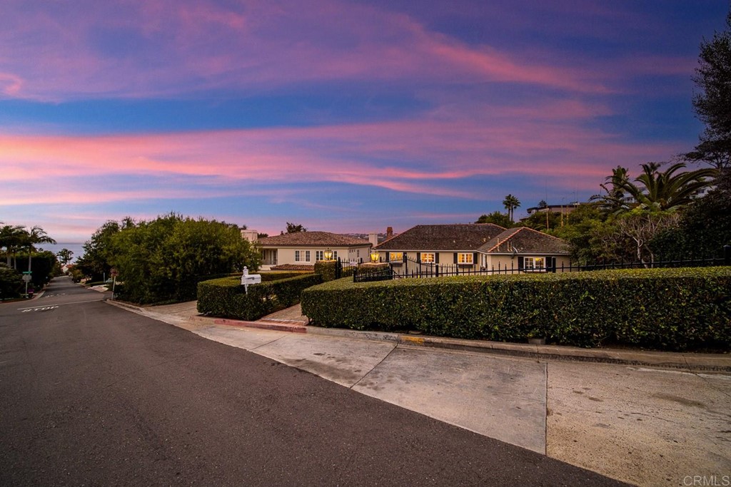 7695 Hillside Drive La Jolla, CA 92037 - Photo 39 of 39