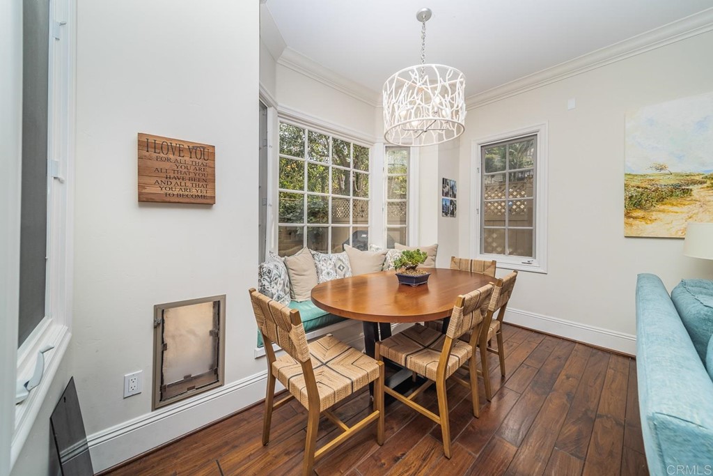 7695 Hillside Drive La Jolla, CA 92037 - Photo 10 of 39