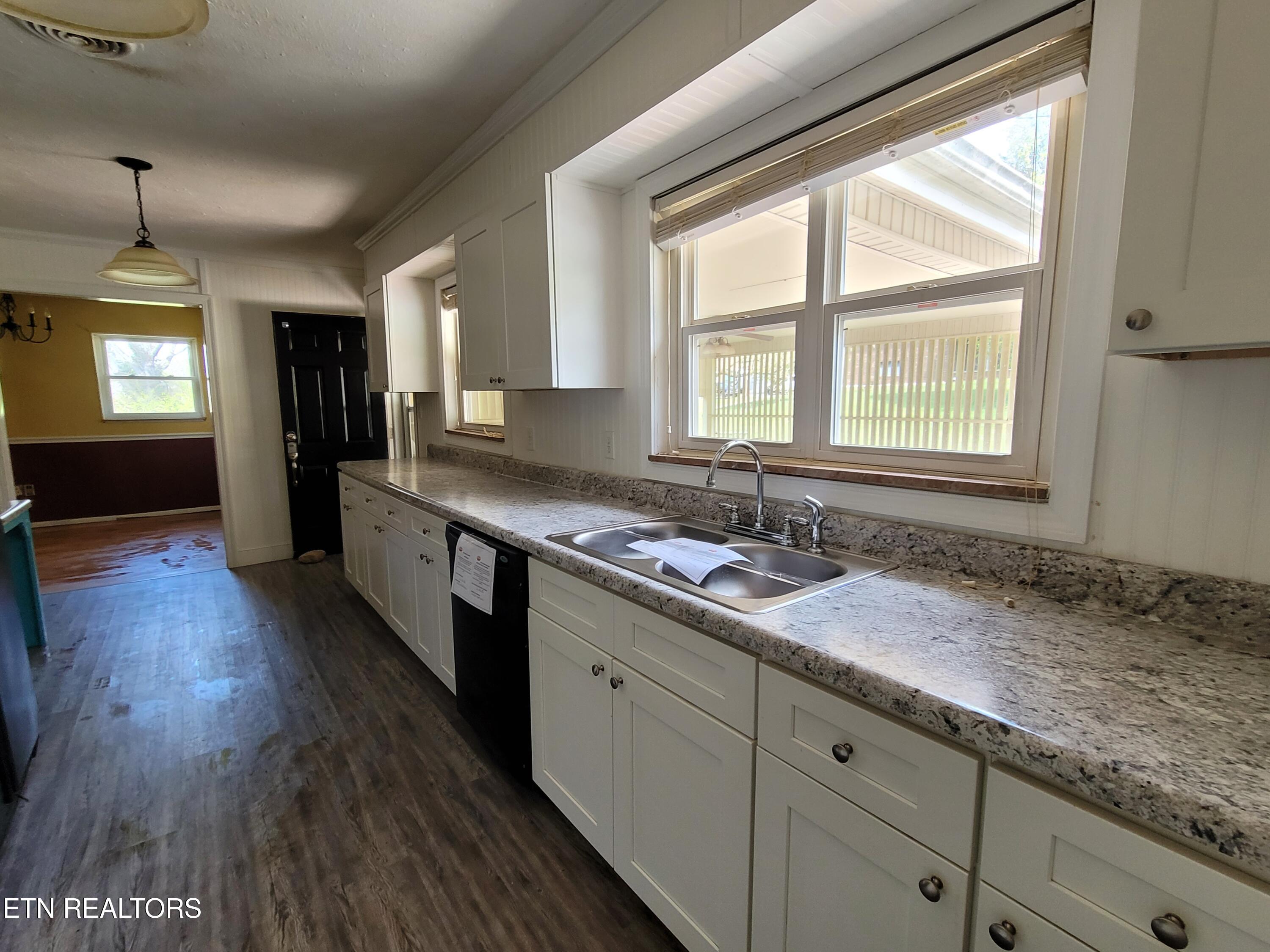 1395 Bluets Road Newport, TN 37821 - Photo 5 of 18 20260326_143245