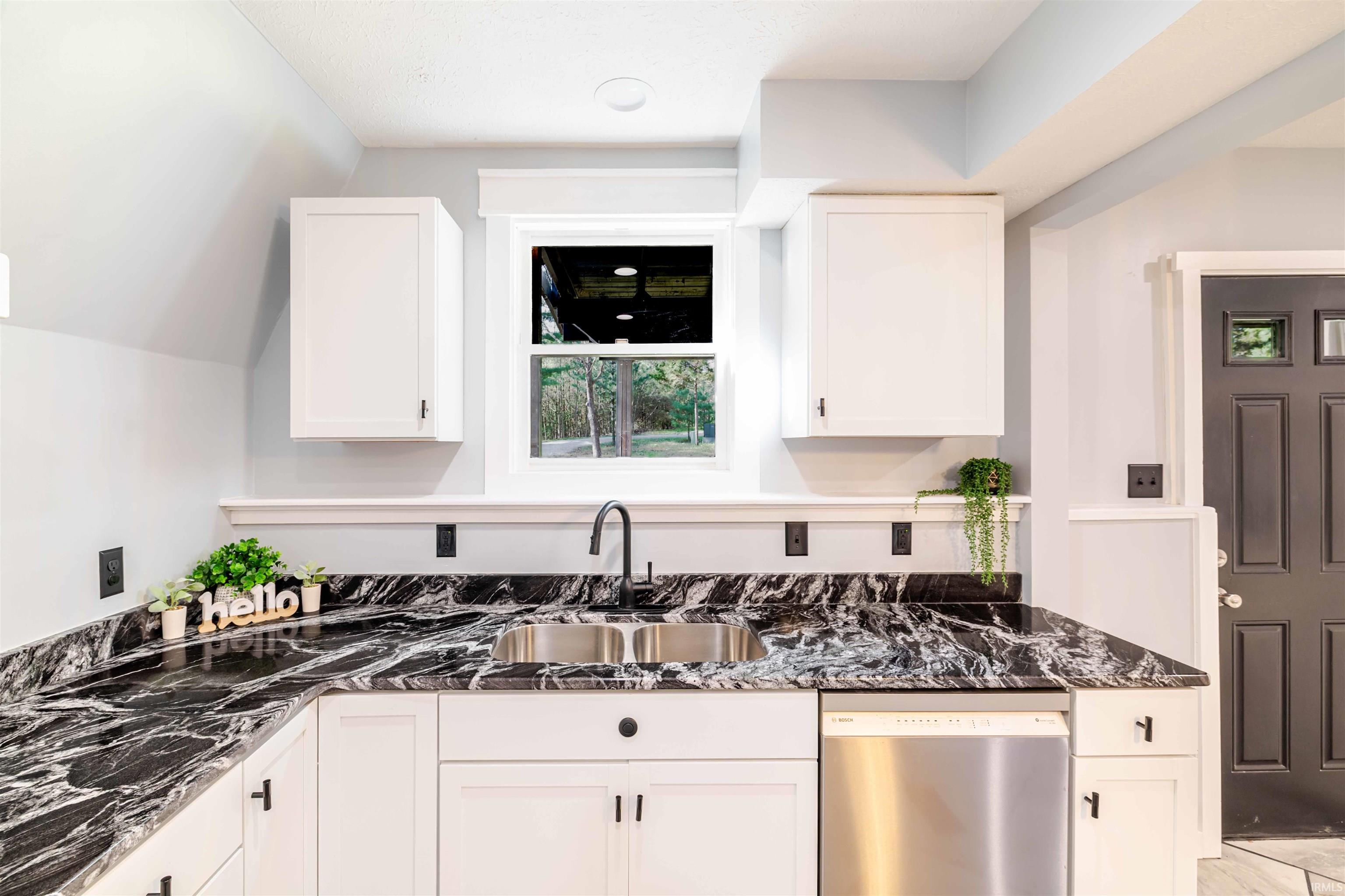 123 Empire Lane Bedford, IN 47421 - Photo 13 of 36