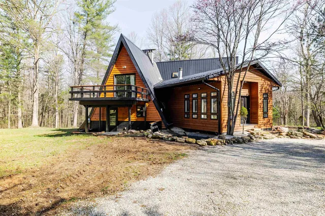 $729,000 | 123 Empire Lane, Bedford, IN 47421