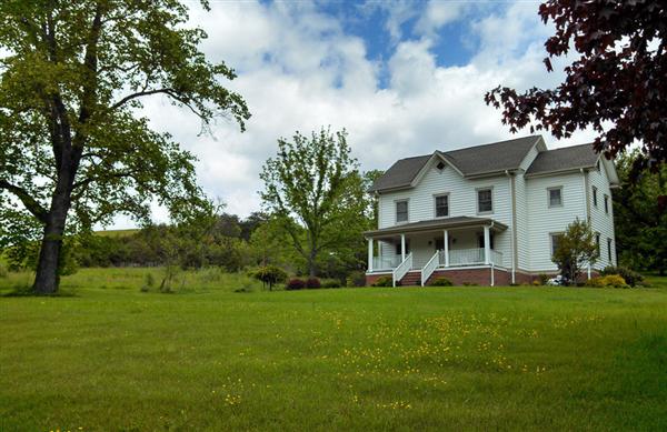 890 Buffalo Road Buchanan, VA 24066 - Photo 1 of 28 890buffaloroad_00c_46034_S - Copy